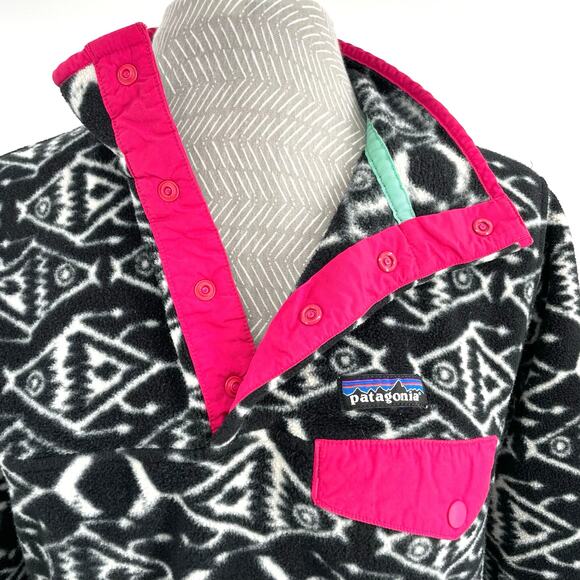 Patagonia Big Fish Ikat Print Synchilla Fleece Pullover Black White Hot Pink S - Picture 4 of 8